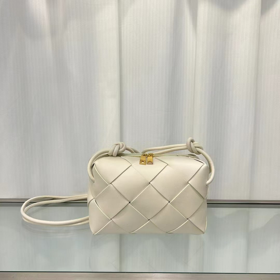 Women's Design Genuine Leather Classic Style Rhombus Crossbody Bags