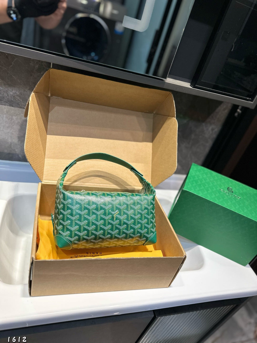 Women's & Men's & Wash Clutch Printed Korean Style Bucket Bags