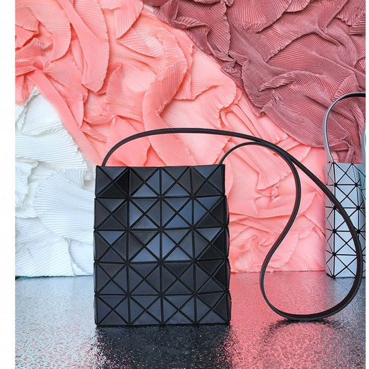 Women's Original Limited Box Diamond Pattern Mobile Crossbody Bags