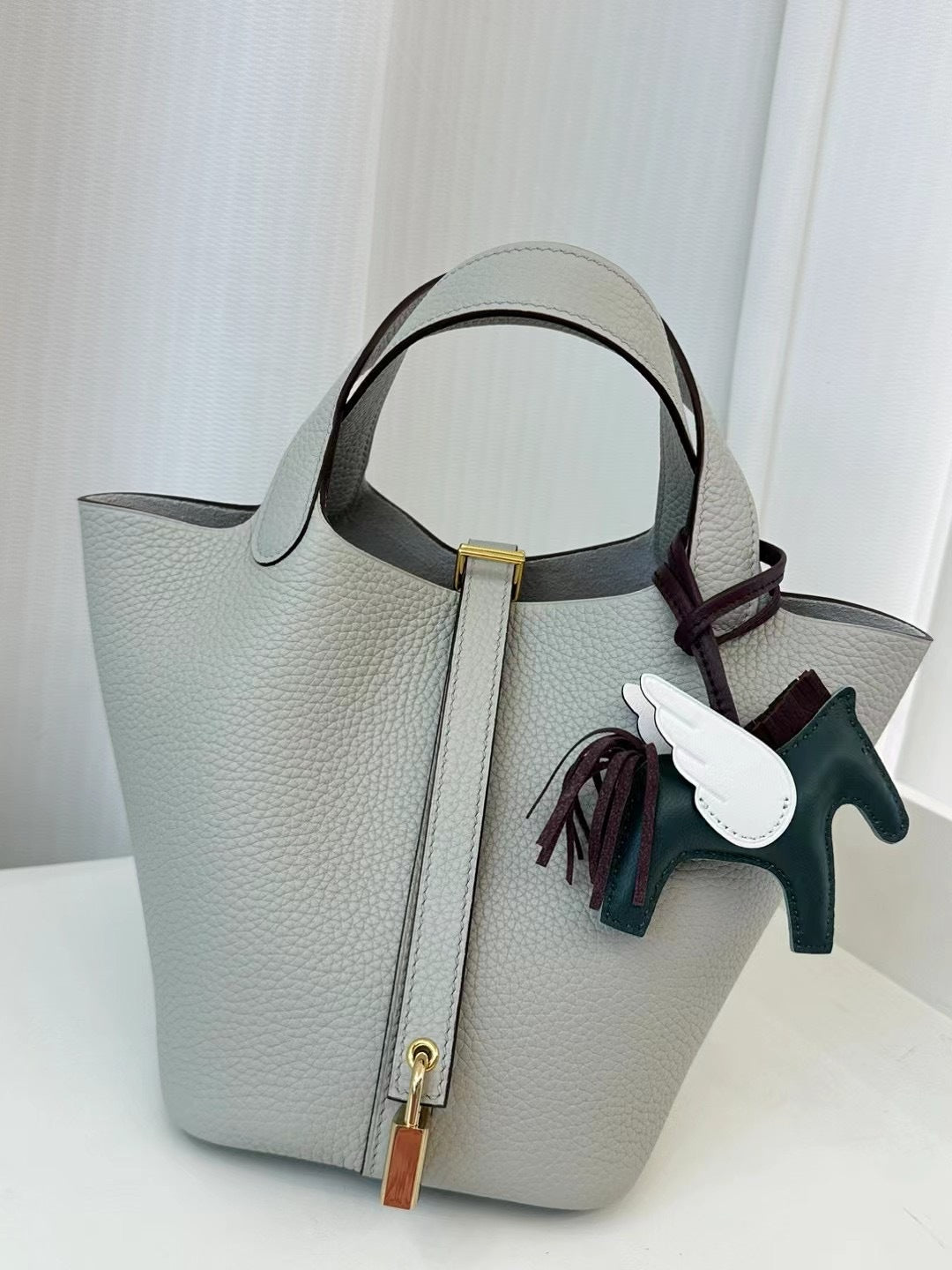Women's First Layer Litchi Pattern Genuine Leather Bags