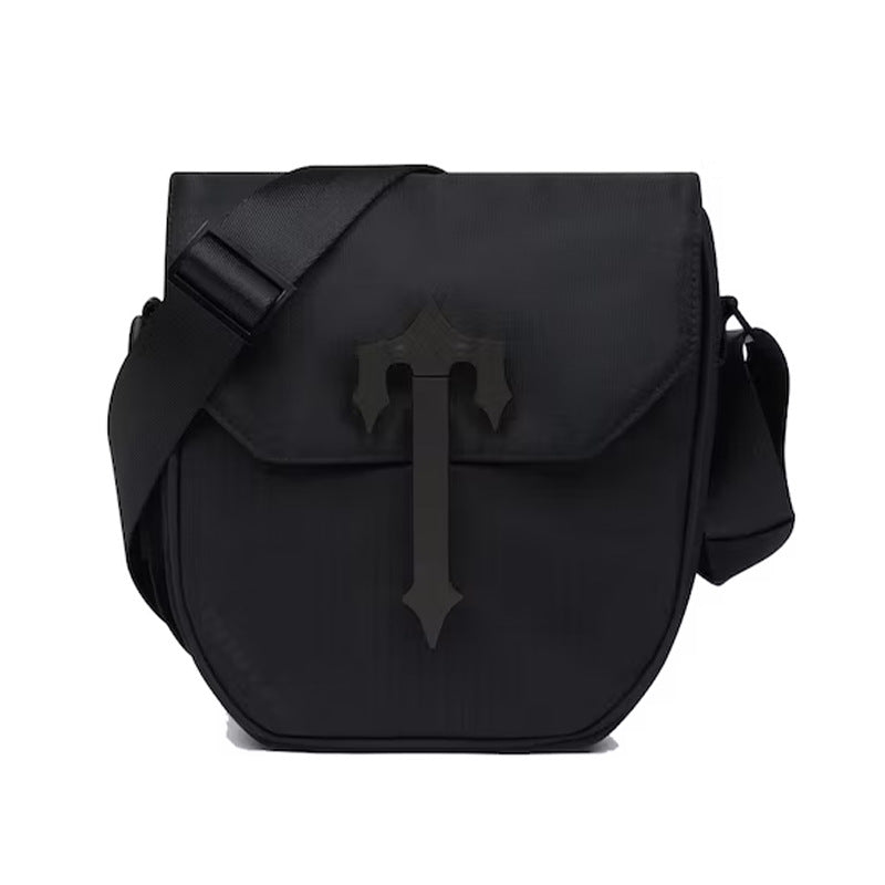 Women's & Men's & Metal Retro Black Reflective Good-looking Men's Shoulder Bags