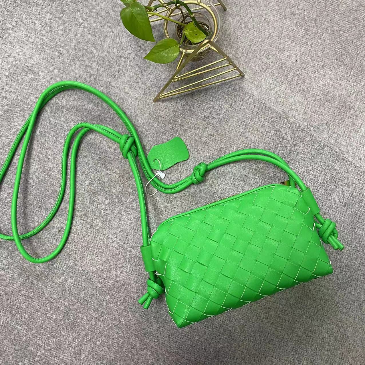 Women's Genuine Leather Cowhide Woven Lunch Box Shoulder Bags
