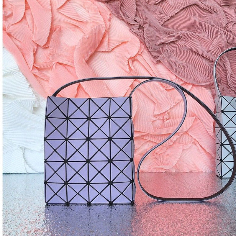 Women's Original Limited Box Diamond Pattern Mobile Crossbody Bags