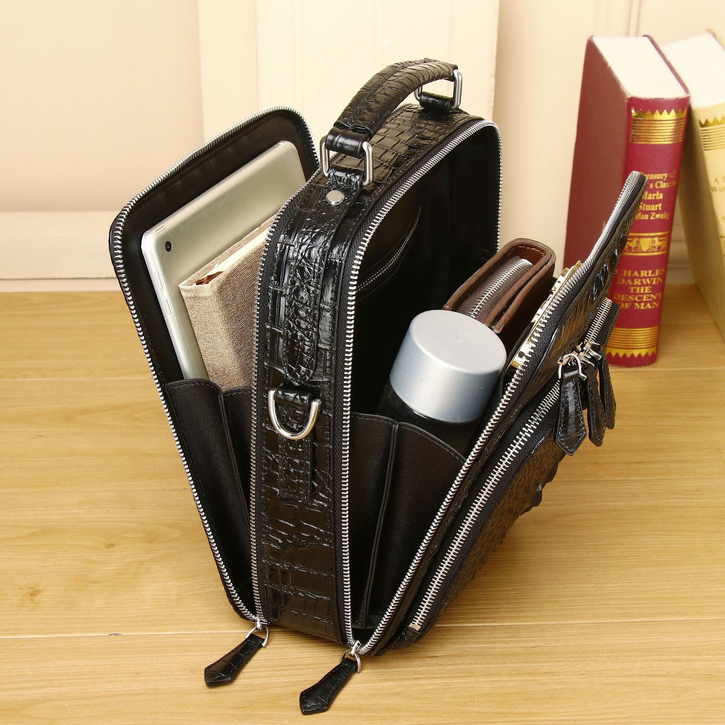 Men's Crocodile Fishbone Pattern Classic Shaping Business Men's Shoulder Bags