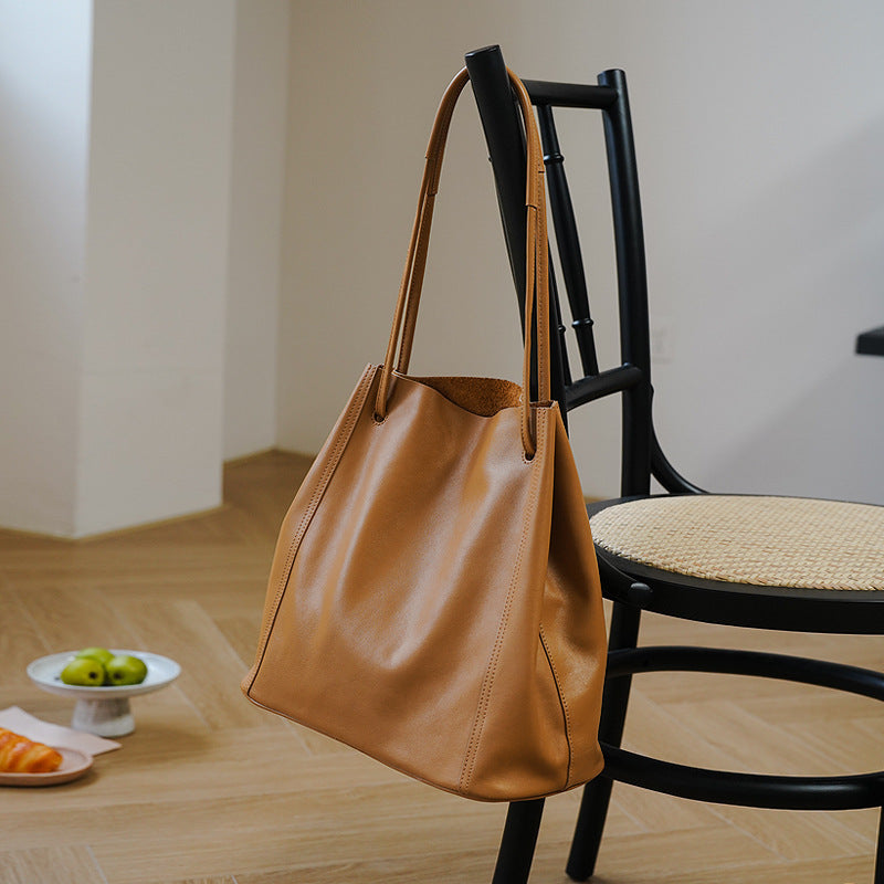 Women's Soft Cowhide Genuine Leather Large Capacity Commuter Tote Bags