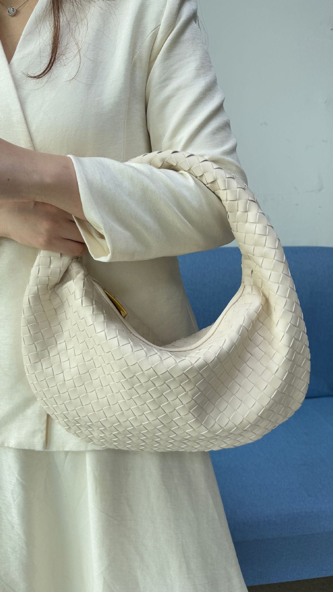 Women's High-grade Woven Stylish Underarm Large Capacity Tote Bags