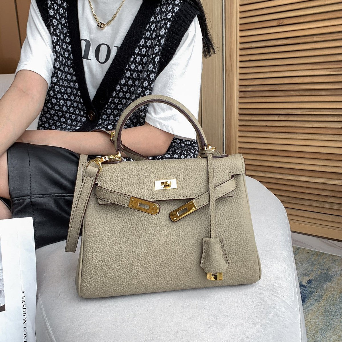Women's Genuine Leather Kelly Soft Large Fashion Litchi Handbags