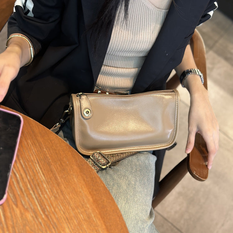 Women's Genuine Leather Fashionable Commuter Design Cowhide Crossbody Bags