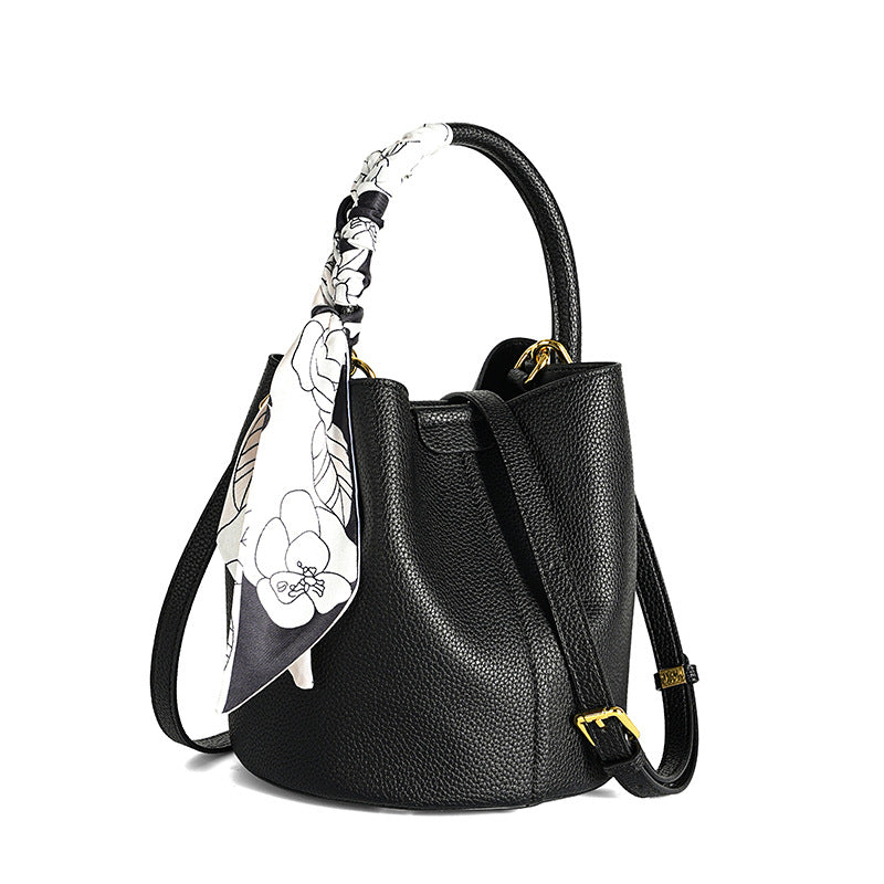 Women's Fashion Large Capacity Summer High-grade Leather Shoulder Bags