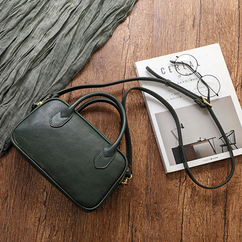 Women's Capacity Vegetable Tanned Cowhide College Niche Crossbody Bags