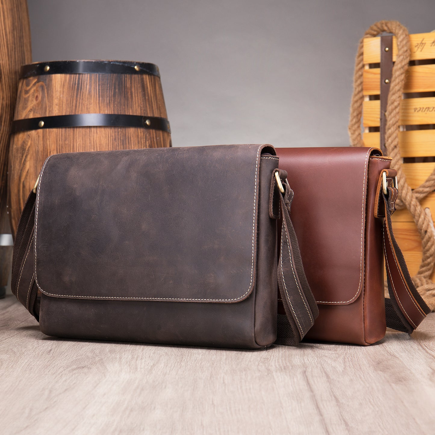 Men's Leather Retro Handmade Leisure Crazy Horse Men's Messenger Bags
