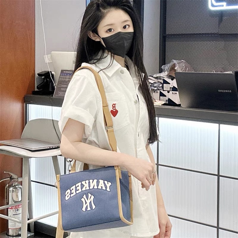 Women's Trendy Left Tide Right Business Presbyopic Tote Bags