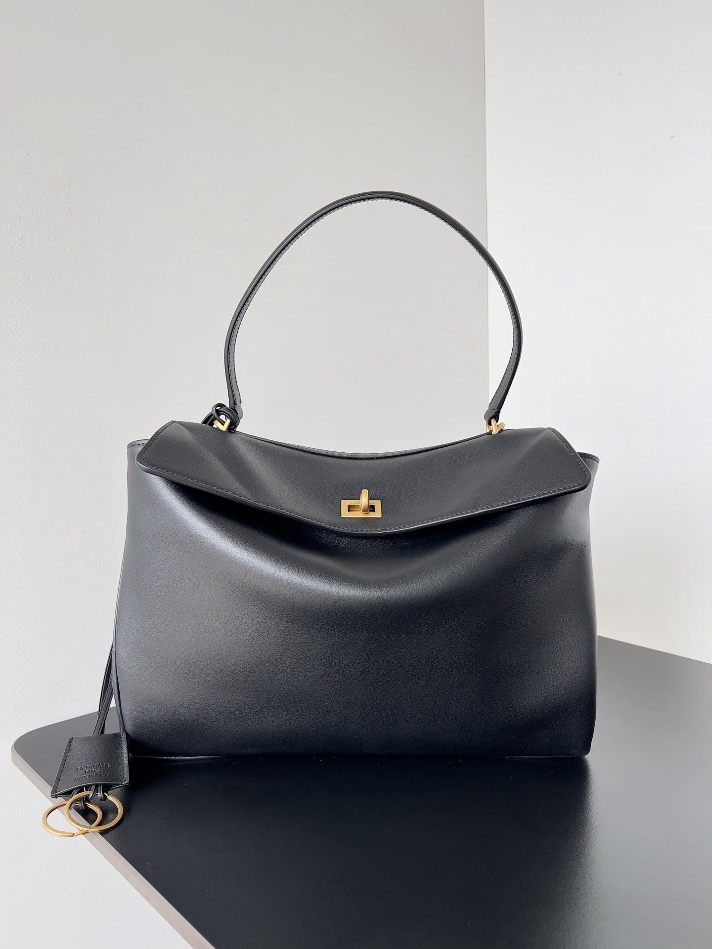 Leather Paris Loose Lazy Neutral American Tote Bags