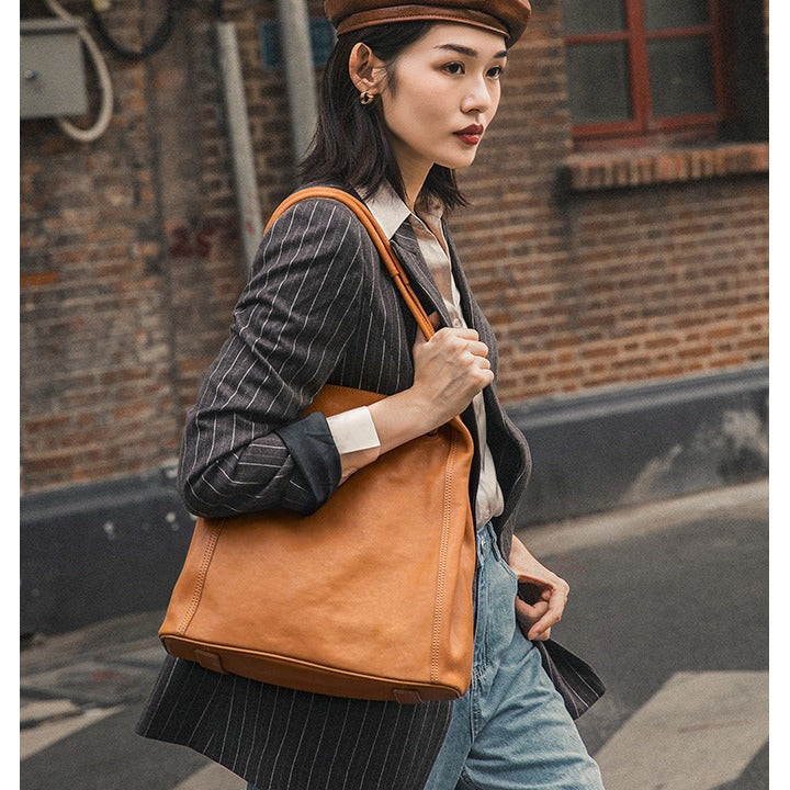 Women's Leather Niche Commuter Large Capacity First Bucket Bags