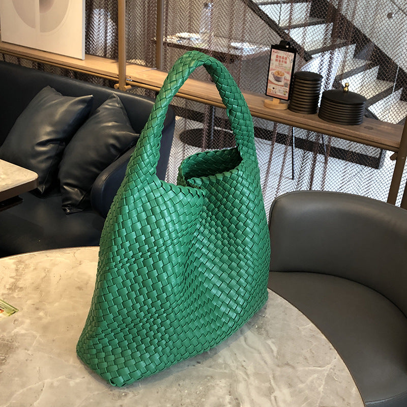 Capacity Hand-woven Female Fashion Simple Hand Bucket Bags