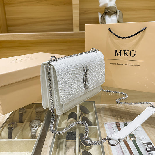 Women's Stylish Leather Light Luxury Chain Crossbody Bags