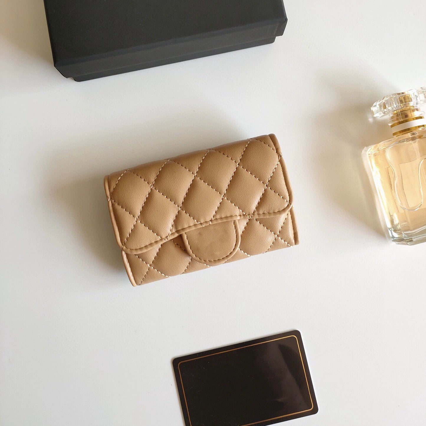 Two Fold Fashion Letter Storage Carrying Card Holder