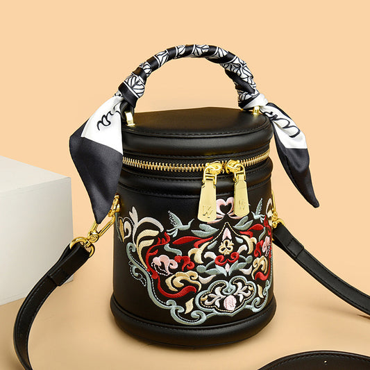 Women's Chinese Style Embroidery Artistic High Sense Bucket Bags