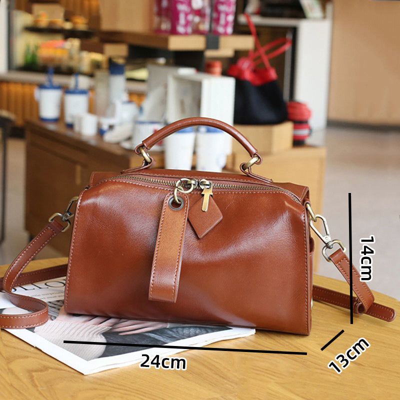 Women's Leather Pillow Retro Top Layer Fashion Crossbody Bags