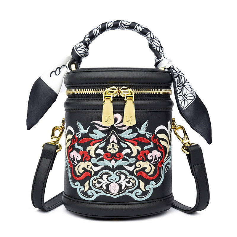Women's Chinese Style Embroidery Artistic High Sense Bucket Bags