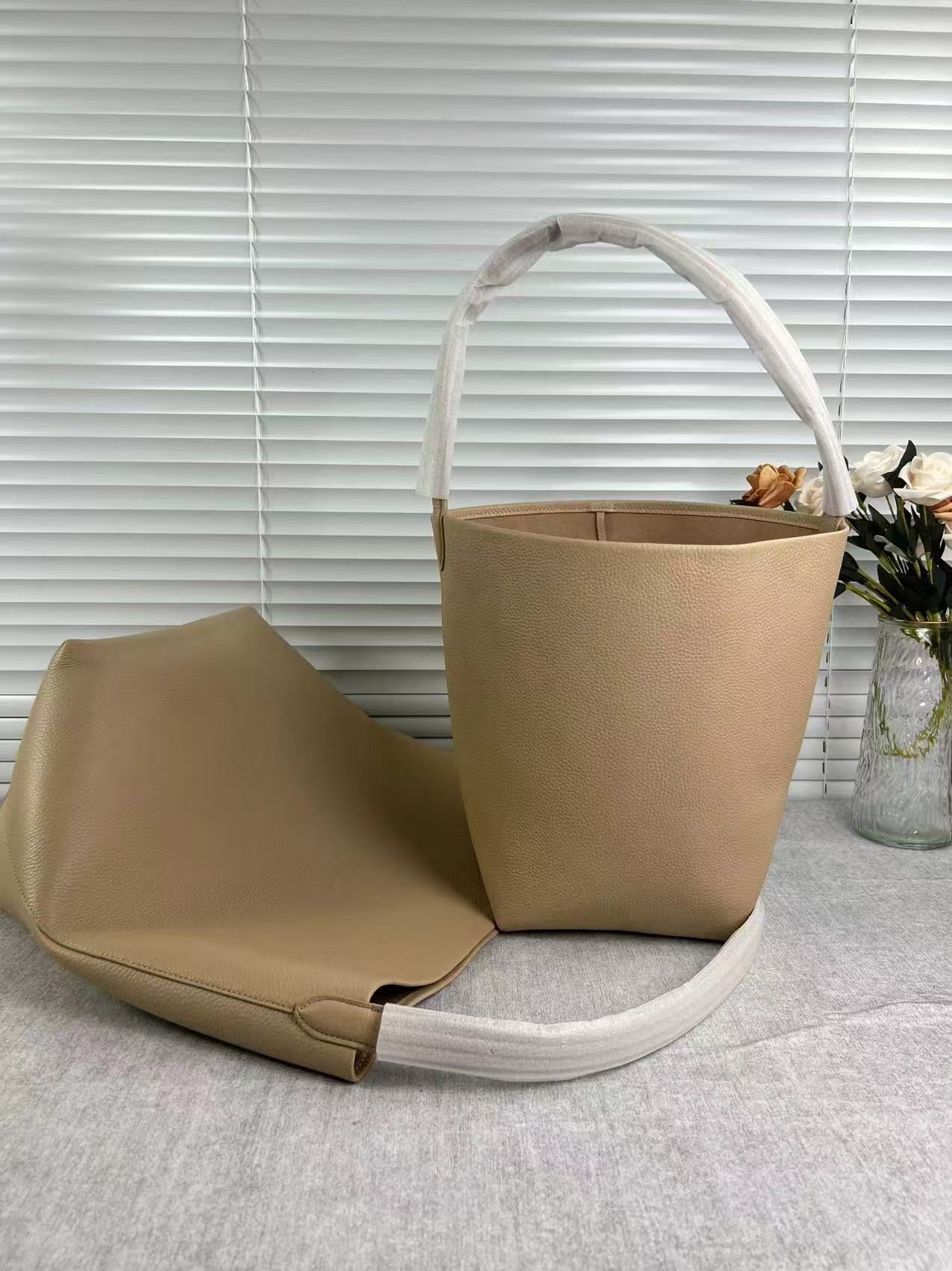 Leather First Layer Cowhide Lychee Pattern Bucket Bags