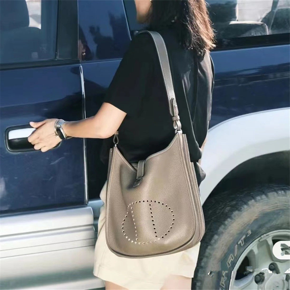 Pretty Classy Layer Cowhide Leather Versatile Bags
