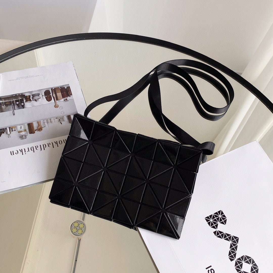 Summer Simple Style Geometric Rhombus Life Shoulder Bags