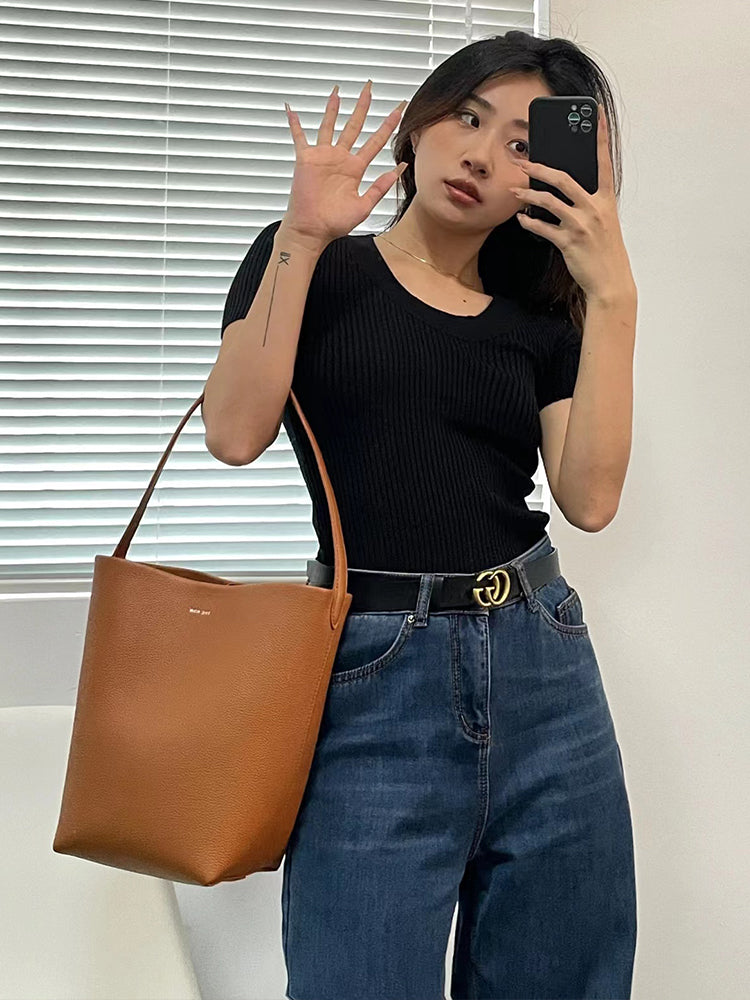 Women's Genuine Leather Large Capacity Commuter High-grade Bucket Bags