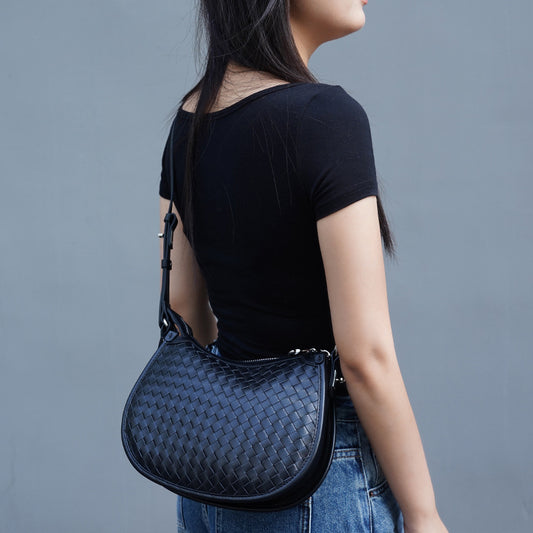 Women's Woven Leather Selenodont Simple Underarm Crossbody Bags