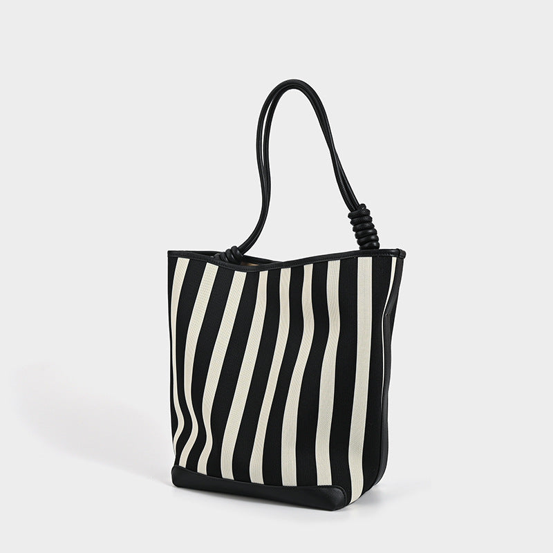 Women's Large Capacity Elastic Woven Cloth Mother Commuter Bucket Bags