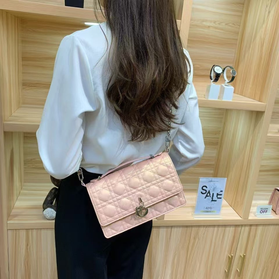 Durable High-grade Classic Style Rhombus Chain Small Square Bags