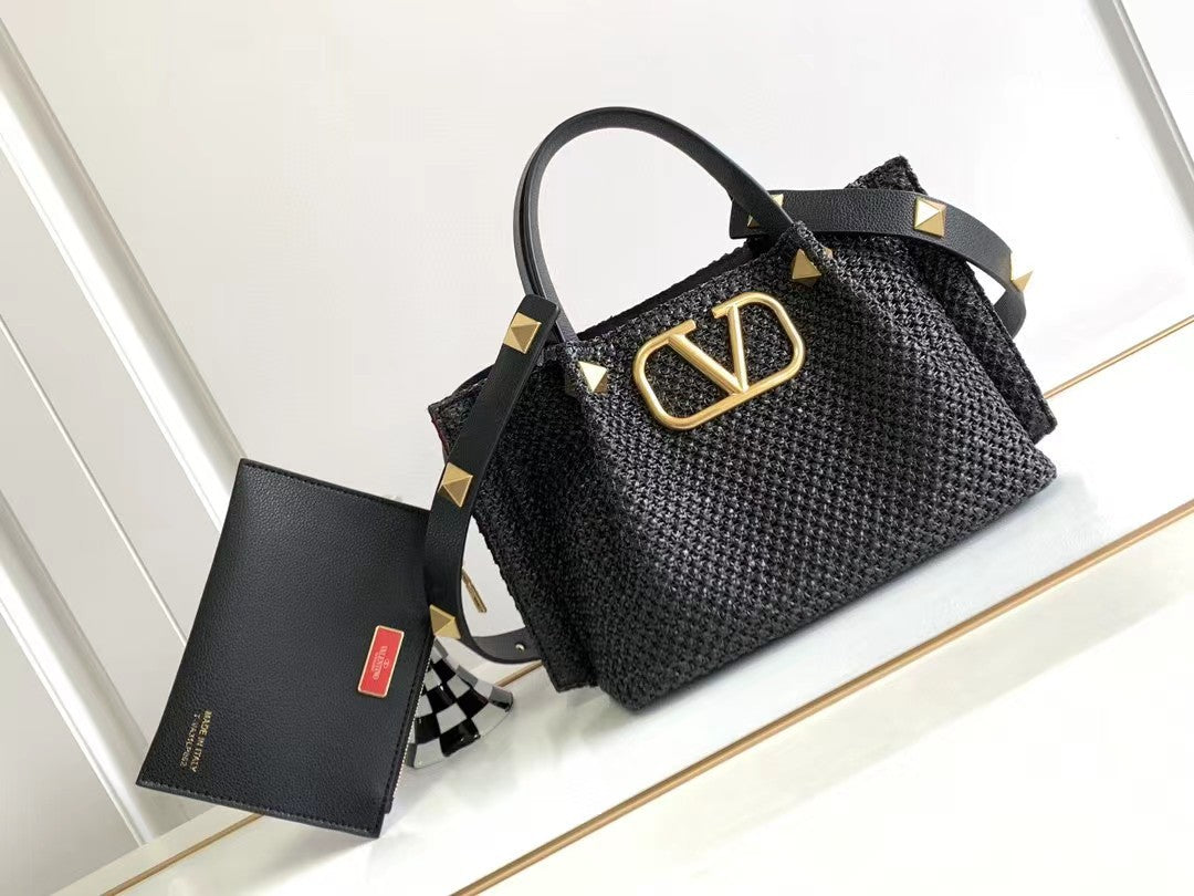 Direct Wholesale V Rivet Chain Shopping Tote Bags