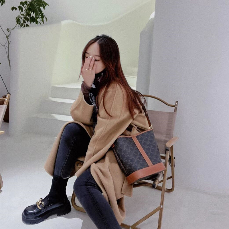 Women's Genuine Leather Presbyopic Retro Leisure Commute Bucket Bags