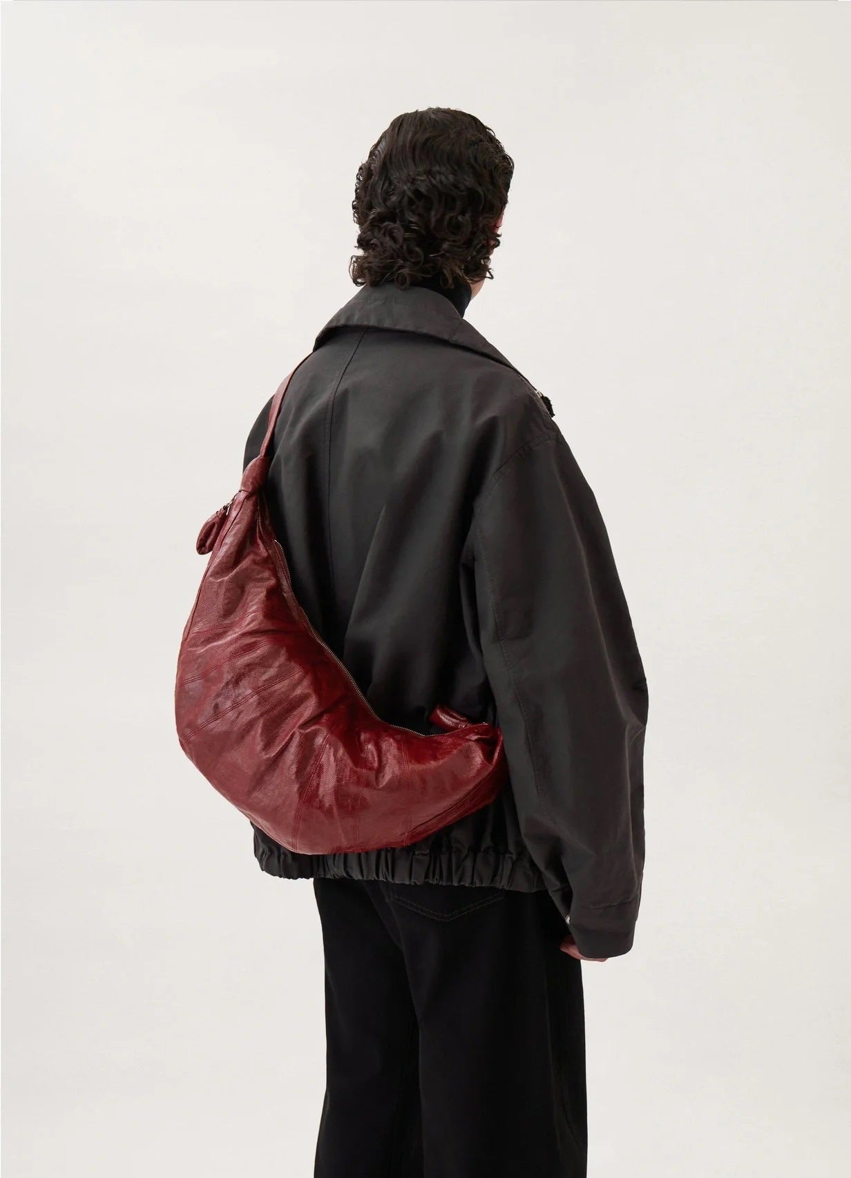 Linen Coated Croissant Niche Ode Advanced Texture Crossbody Bags