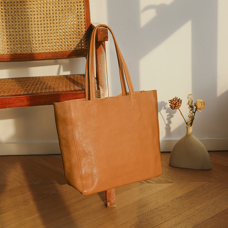 Women's Literary Retro Soft Surface Commuter First Tote Bags