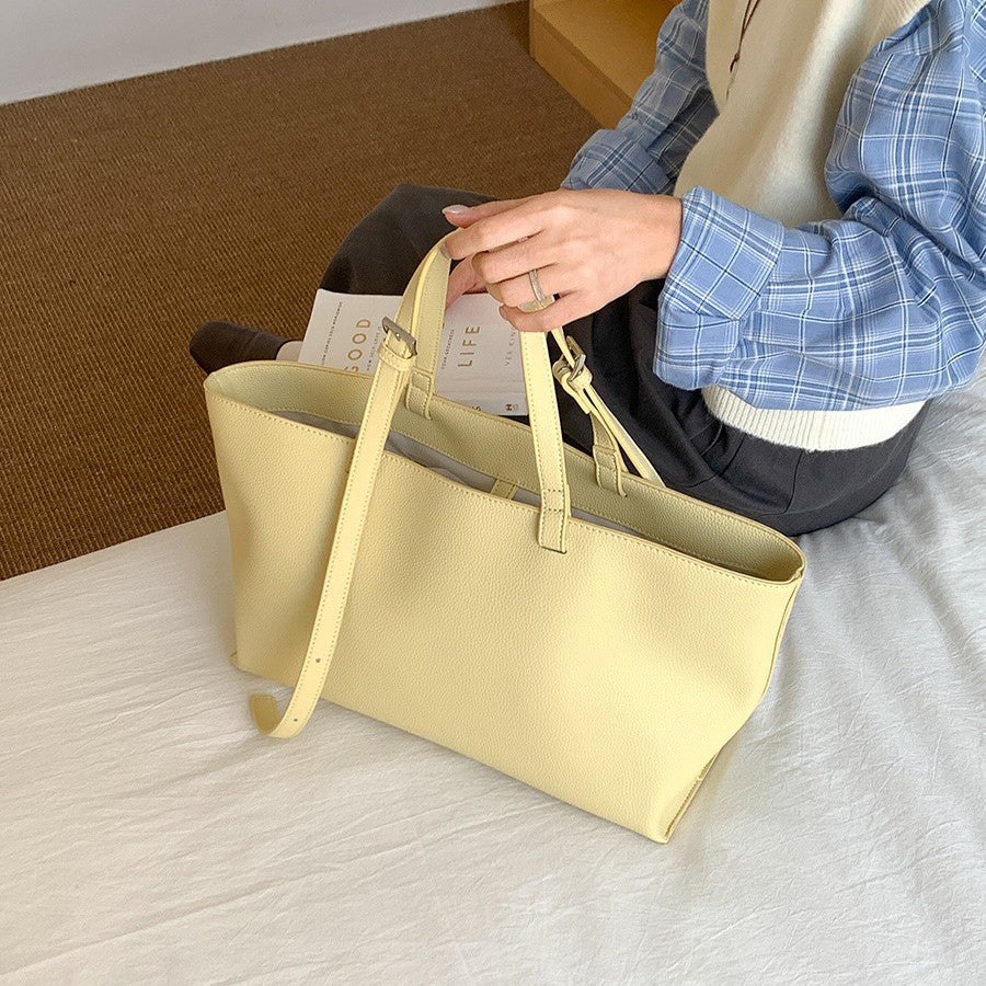 Women's Style One Large Capacity High-grade Spring Portable Bags
