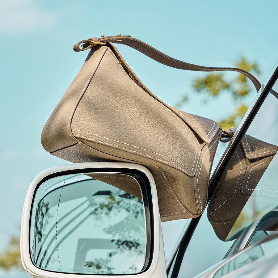 Women's Leather Geometry Pillow Commute First Layer Tote Bags