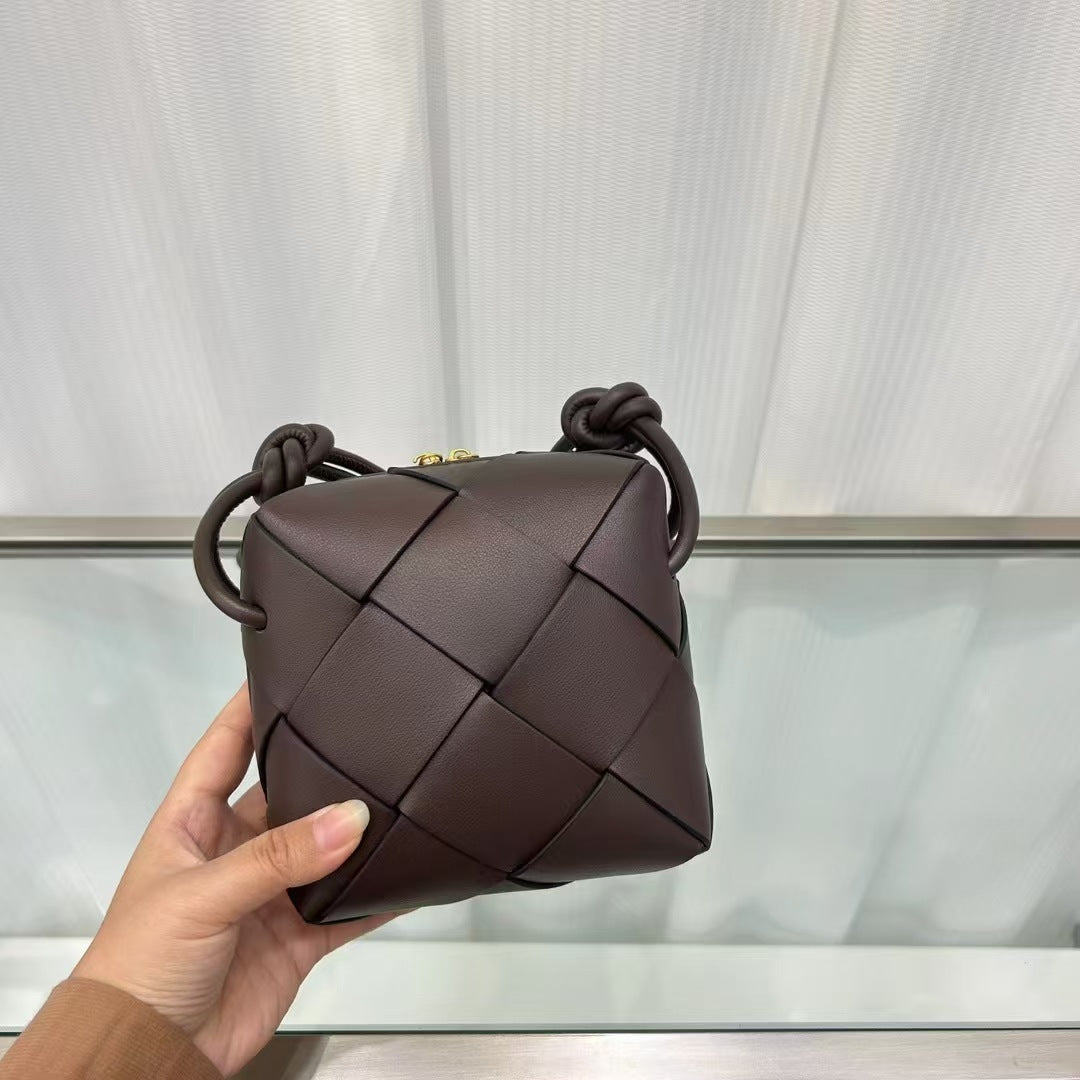 Women's Design Genuine Leather Classic Style Rhombus Crossbody Bags