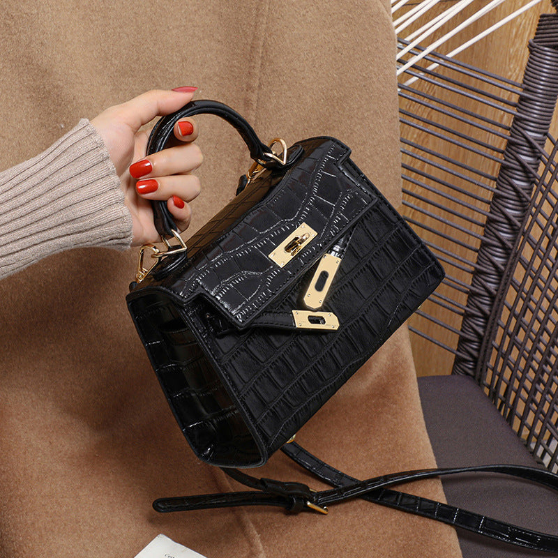 Women's Underarm Mini Light Luxury Portable Versatile Bags