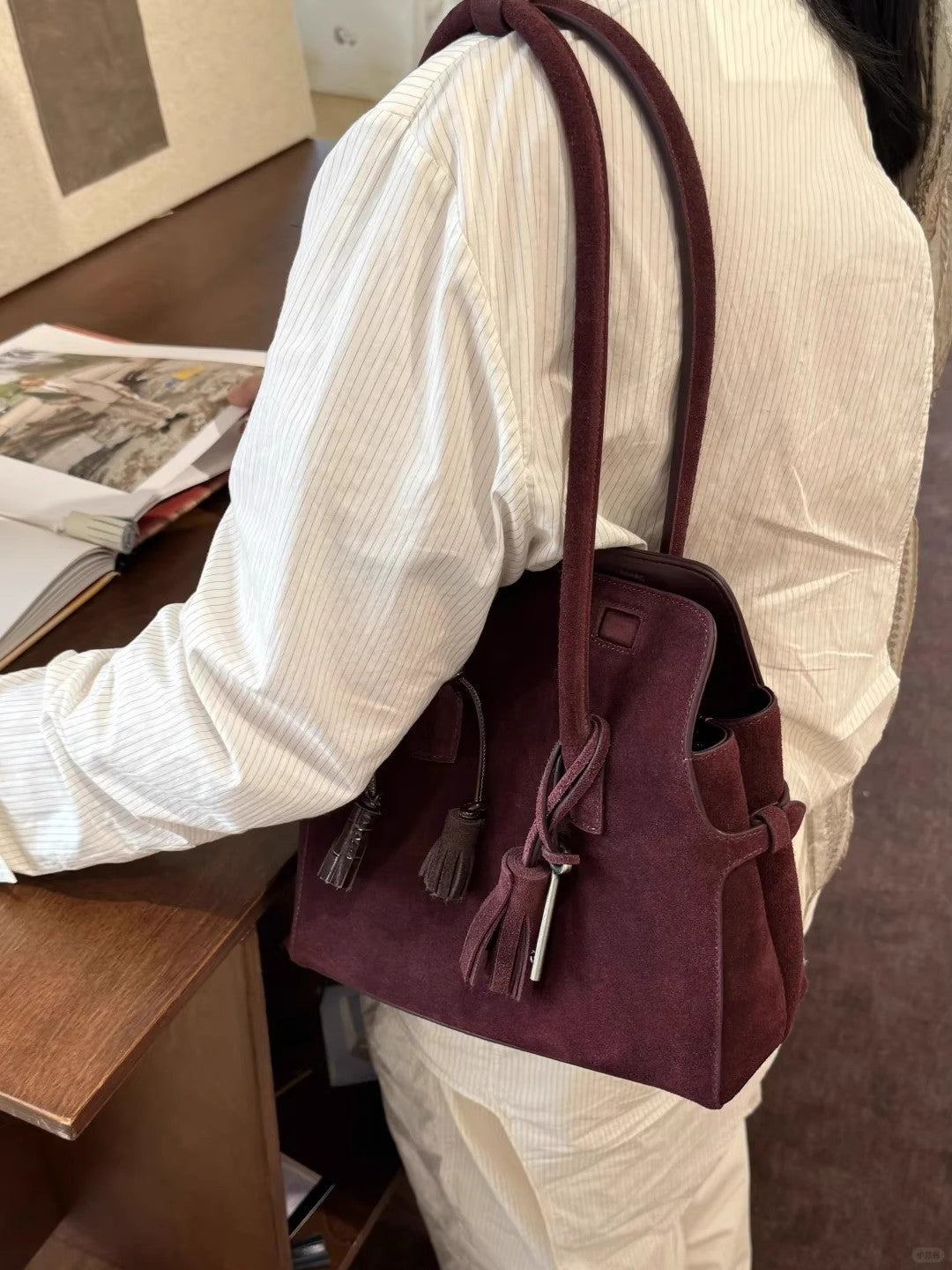 Genuine Leather High-grade Retro Portable Red Bags