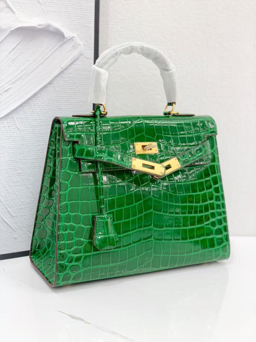 Women's Genuine Leather Fashion Cattlehide Platinum Portable Crossbody Bags
