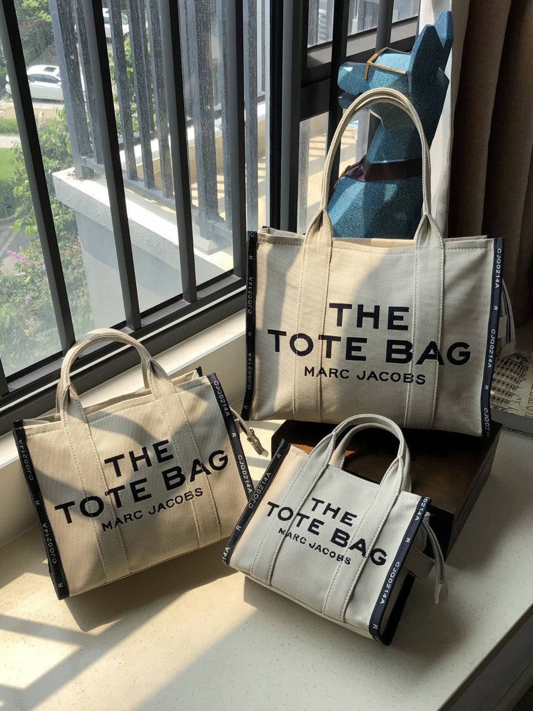 Unique Jacquard Fashion Canvas Shopping Versatile Tote Bags