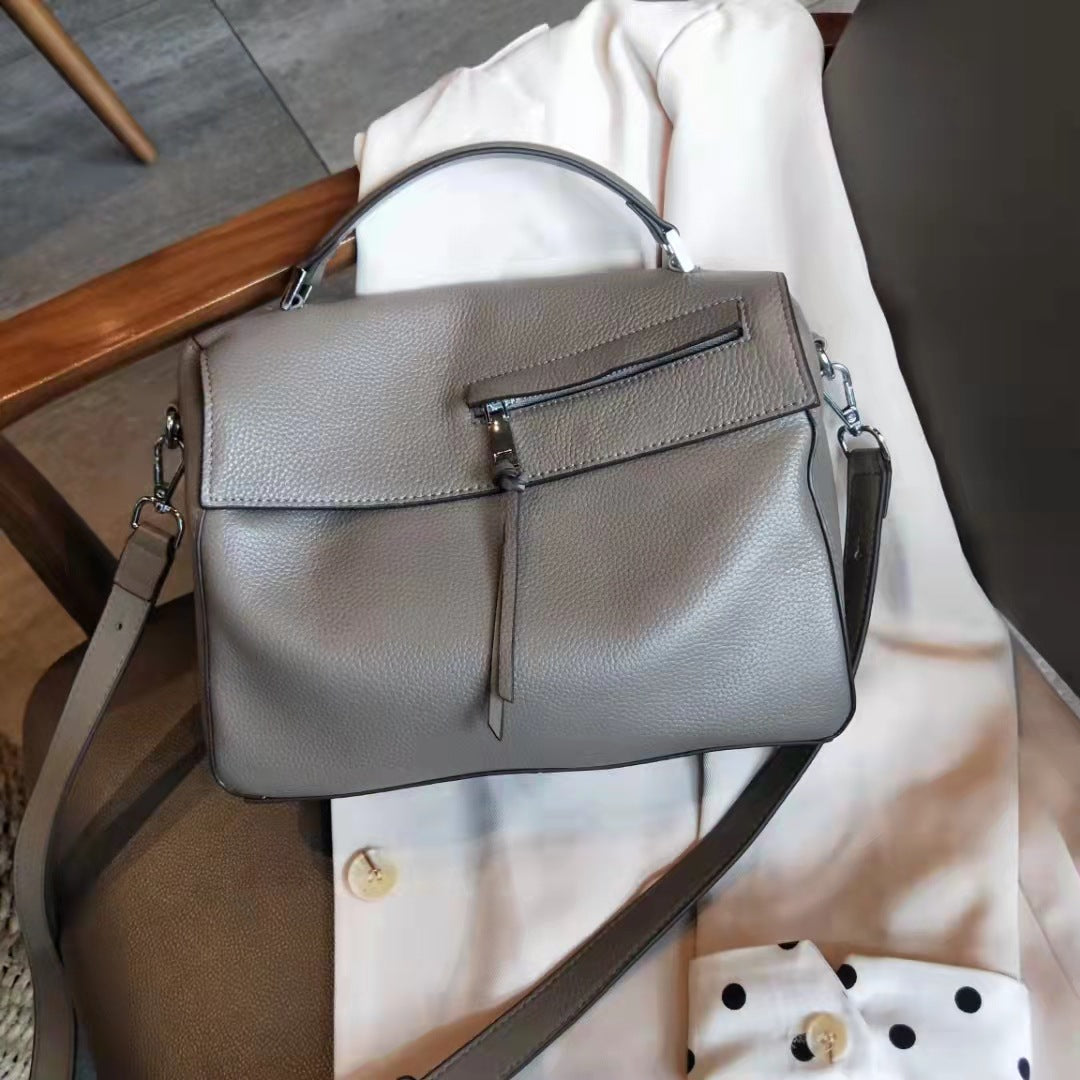 Women's Line Soft Leather Underarm Fashionable Large Shoulder Bags