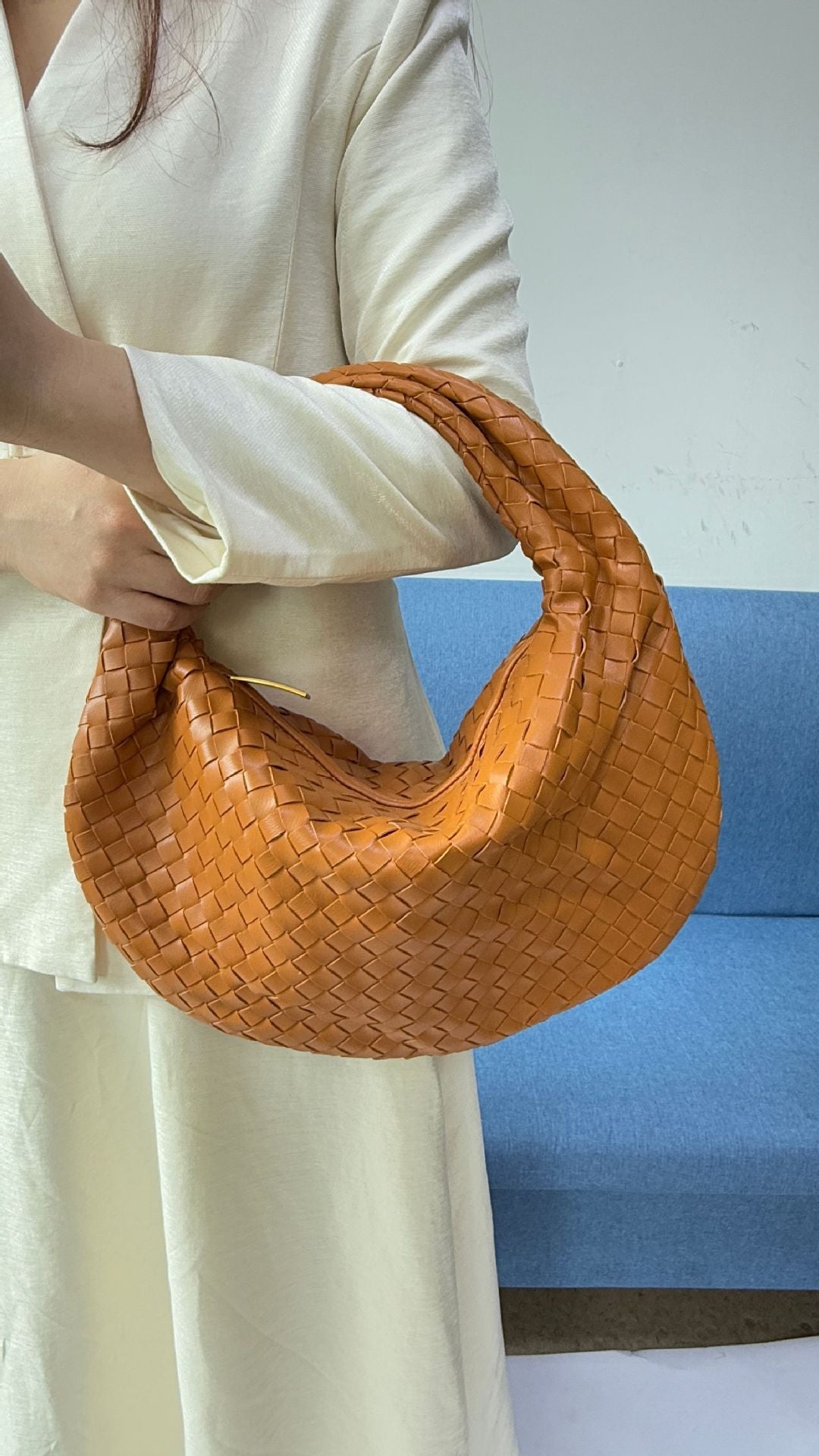 Women's High-grade Woven Stylish Underarm Large Capacity Tote Bags