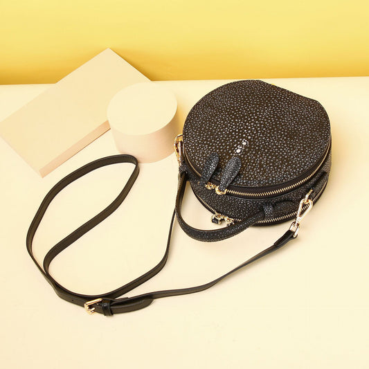 Women's Glossy Pearl Fish Embossing Round Classic Handbags