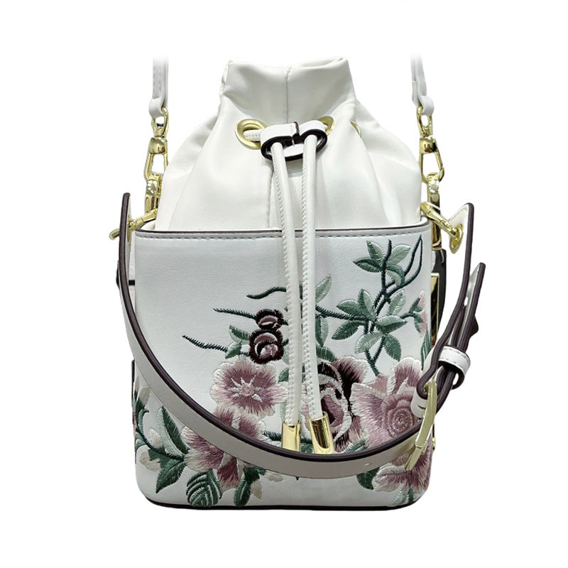 Women's Chinese Aesthetic Retro Style Embroidery With Handbags