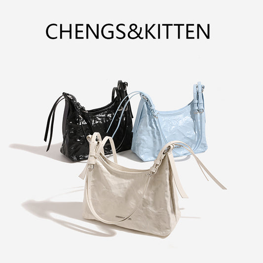 Women's Pleated Oil Wax Leather Underarm Genuine Bags