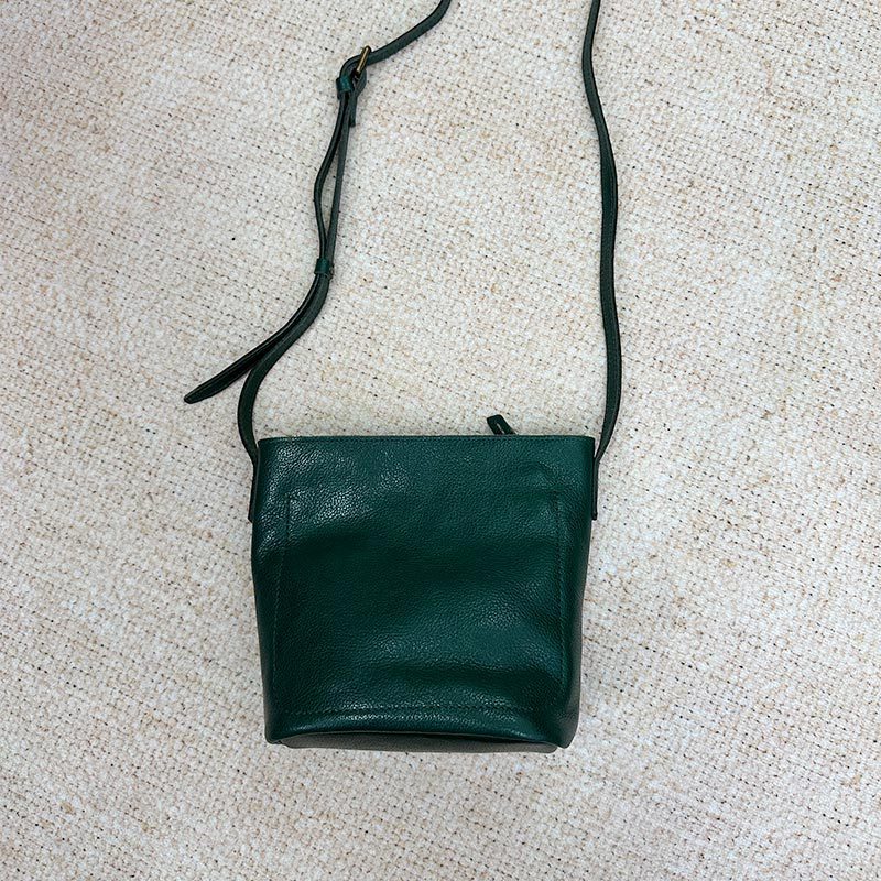 Women's Top Layer Vegetable Tanning Leather Retro Bucket Bags