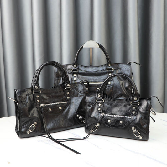 Motorcycle Dark Retro French Top Layer Handbags