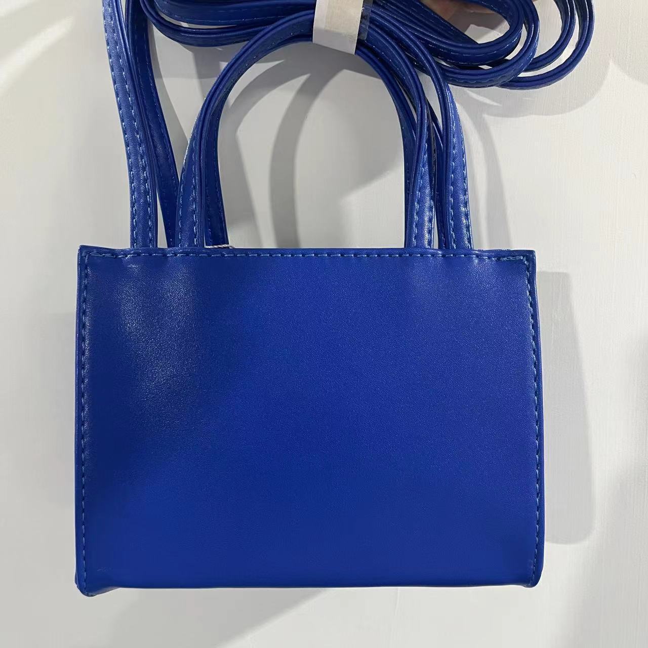 Women's Niche Three-dimensional Embossed Letter Simplicity Bags